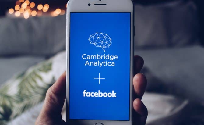 Cambridge Analytica creó sus propias aplicaciones para recabar datos